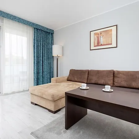 Aquarius By Renters *